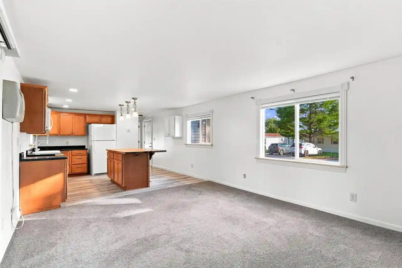 5th image of 2 Algonquin Trail Trail, Sheboygan, WI 53081 | MLS# 2030829
