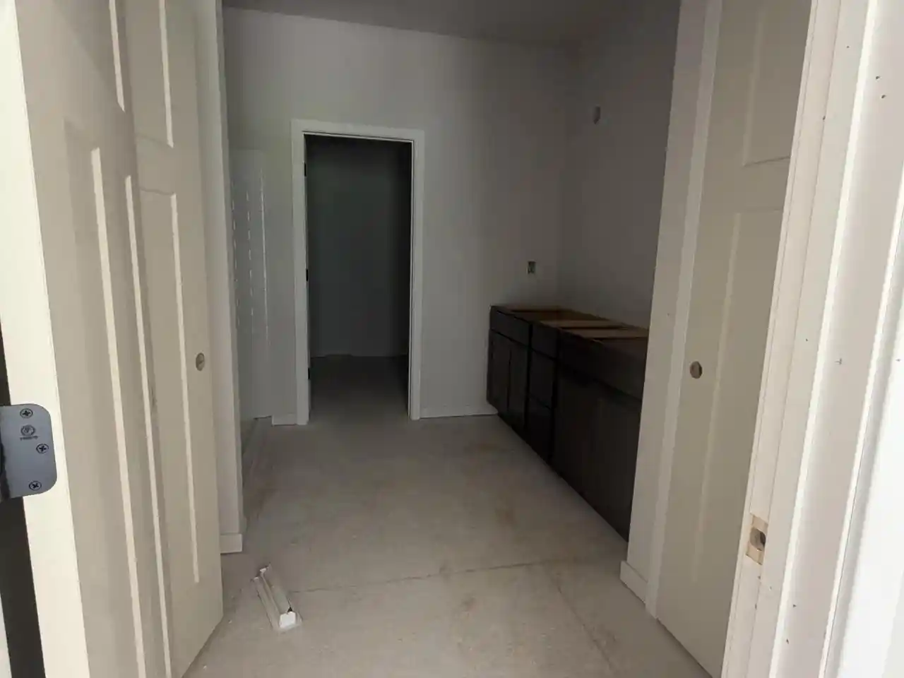Photo 3 of Single family home for sale at 8555 Summit Pl Pl, Pleasant Prairie, WI 53158 | MLS# 1976748 | Listing updated on 2026-10-06