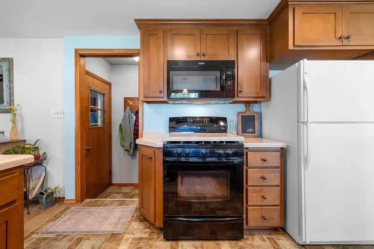 Photo 2 of Single family home for sale at 1016 Chantel Street Street, Green Bay, WI 54304 | MLS# 50331255 | Listing updated on 2026-08-21