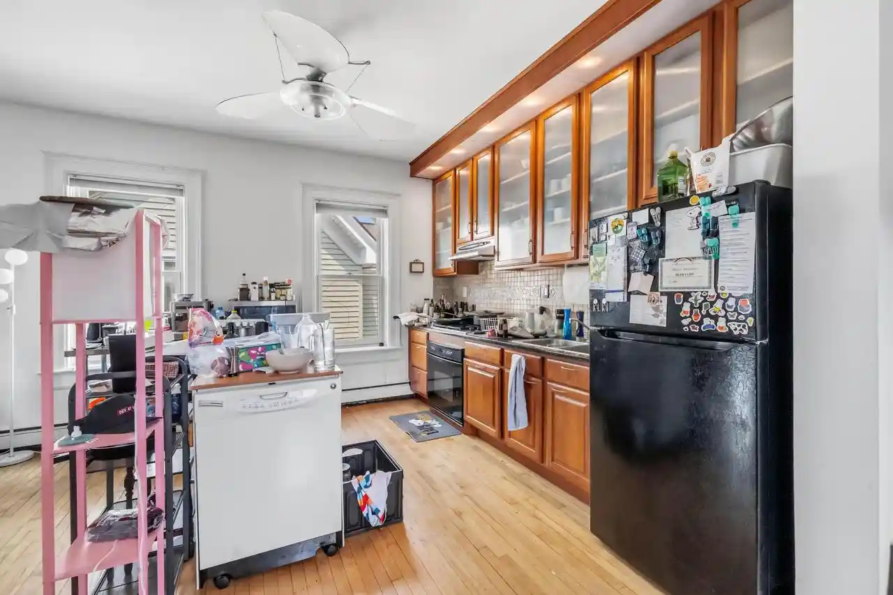5th image of 1308 N Astor Street Street, Milwaukee, WI 53202 | MLS# 1976751