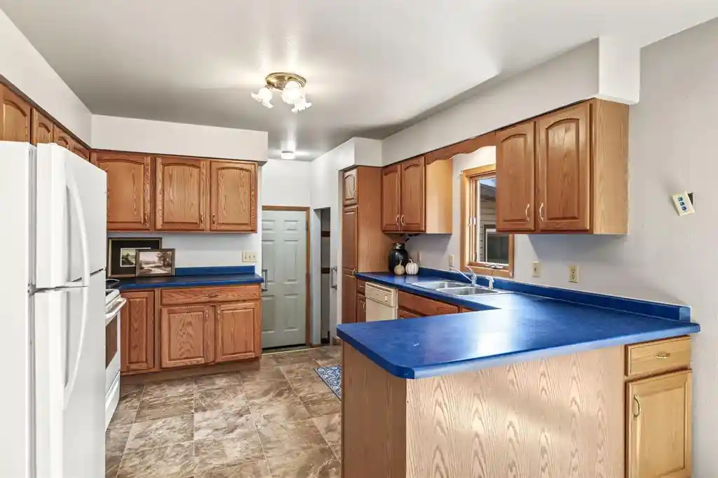 5th image of 719 S Wisconsin Street Street, Fall Creek, WI 54742 | MLS# 1604118