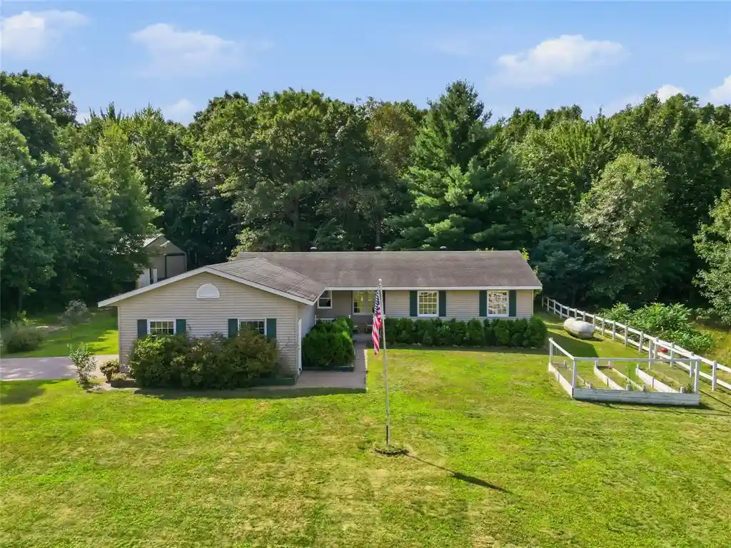 Photo 1 of Single family home for sale at 4535 W Hemlock Road Road, Mondovi, WI 54755 | MLS# 1604165 | Listing updated on 2026-09-09