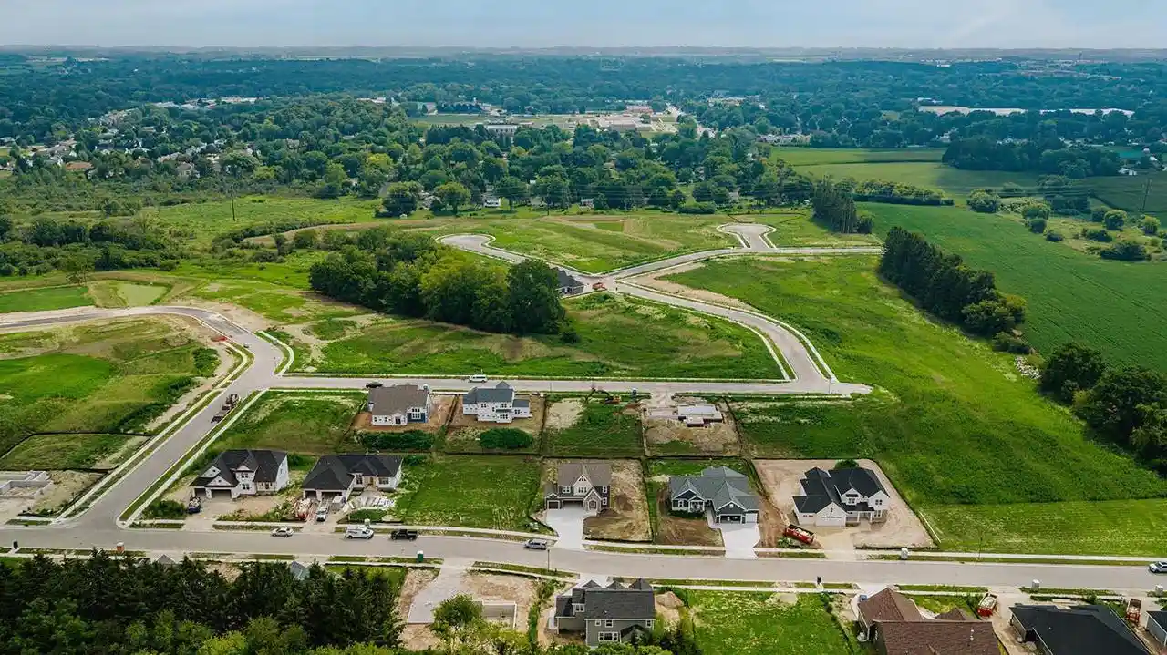 4th image of Lt73 Eagle Dr Dr, Grafton, WI 53024 | MLS# 1976773