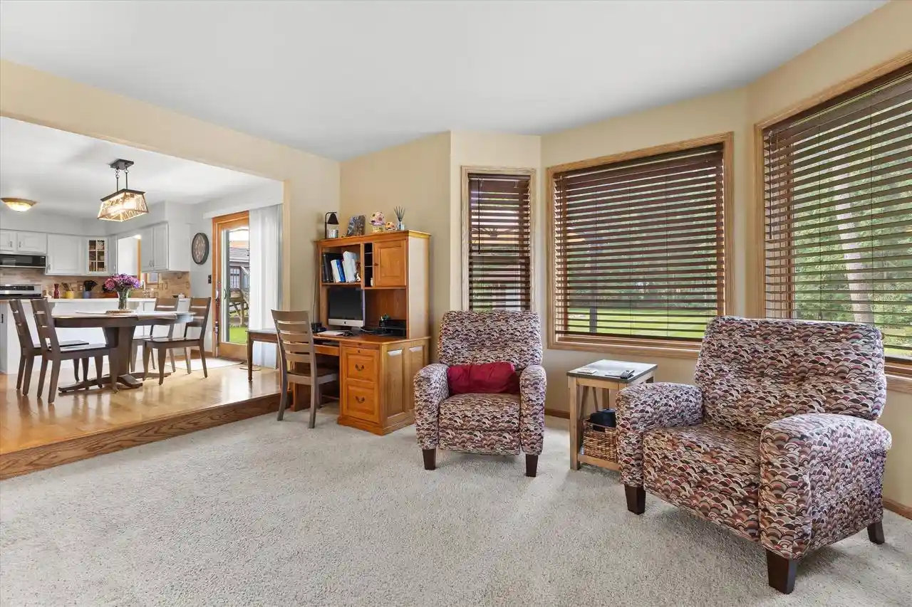 62nd image of 27015 Lorie Dr Dr, Waterford, WI 53185 | MLS# 1976772