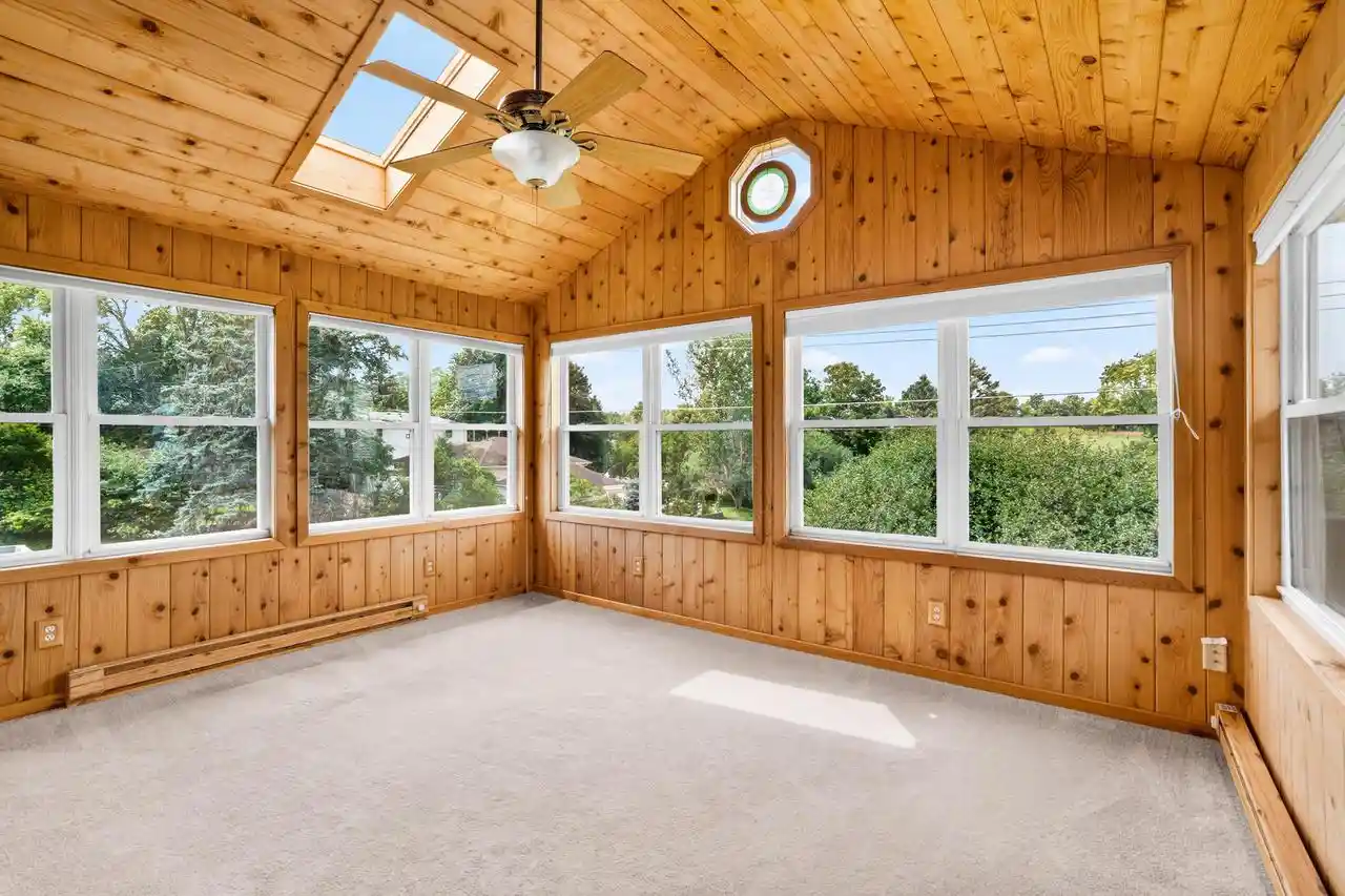 Photo 3 of Single family home for sale at 1416 Spring Valley Dr Dr, Racine, WI 53405 | MLS# 1976812 | Listing updated on 2026-08-19