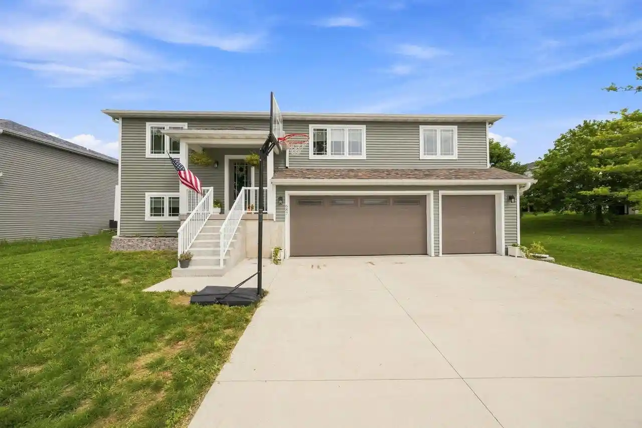 Photo 1 of Single family home for sale at 687 W Madison Street Street, Jefferson, WI 53549 | MLS# 1976829 | Listing updated on 2026-09-30
