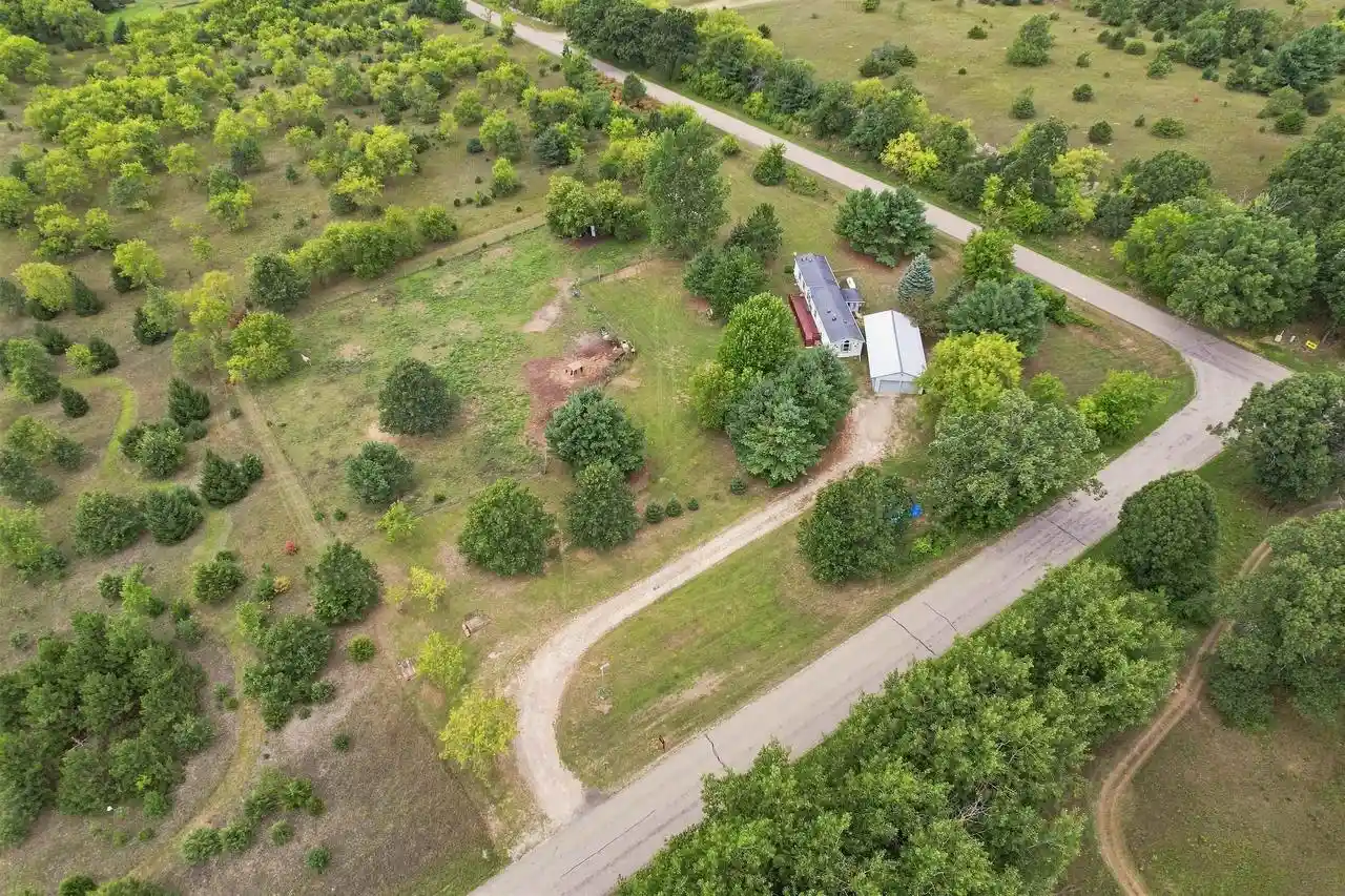 4th image of N485 East Road Road, Waupaca, WI 54981 | MLS# 22604048