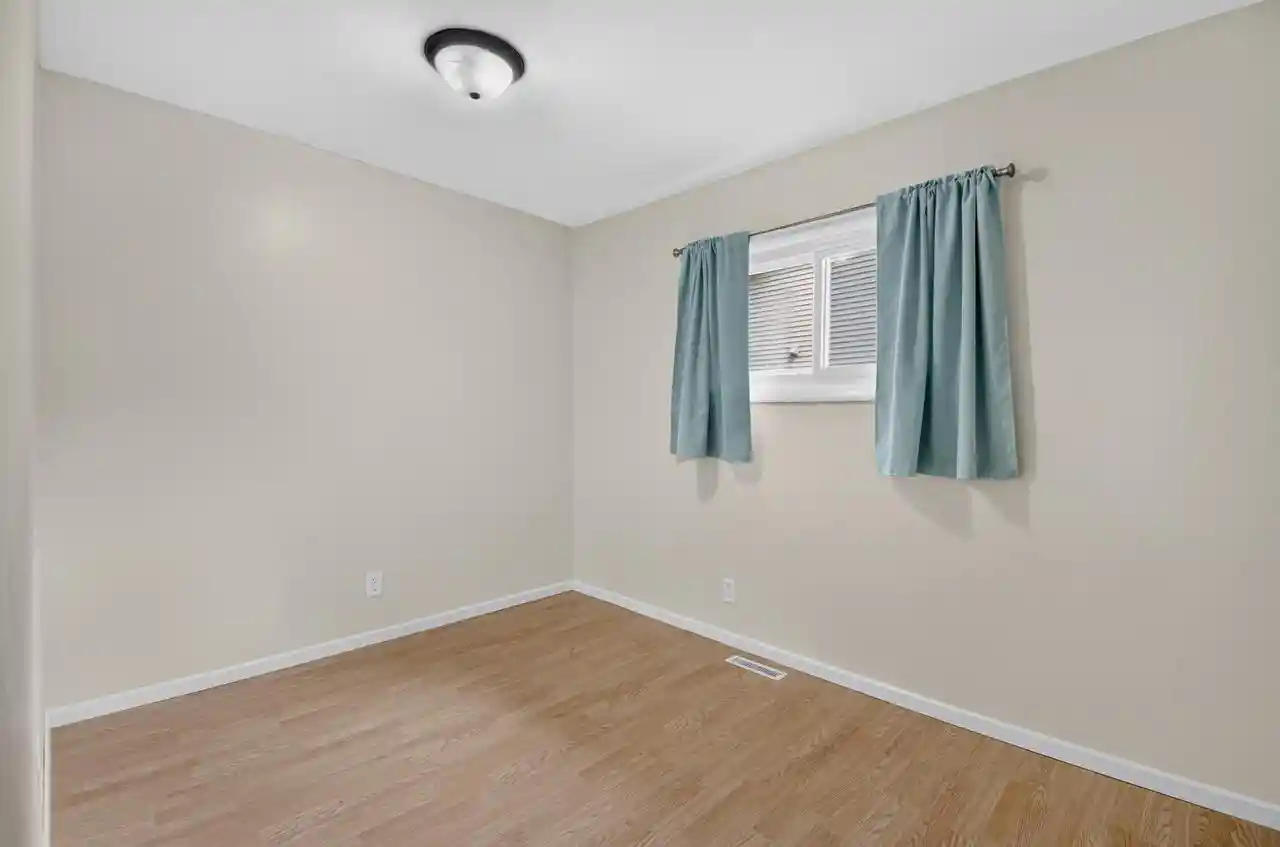 3rd image of 917 11Th Street Street, Pleasant Prairie, WI 53158 | MLS# 1976851