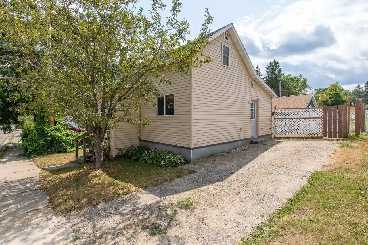 Photo 1 of Single family home for sale at 15 W Montrose Street West, Rhinelander, WI 54501 | MLS# 22604051 | Listing updated on 2026-08-19