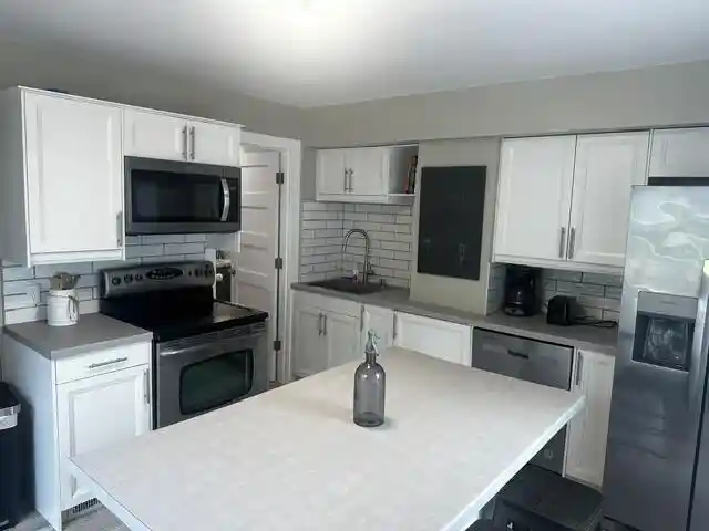 5th image of 504 Washington Court Court, Sheboygan, WI 53081 | MLS# 1976859