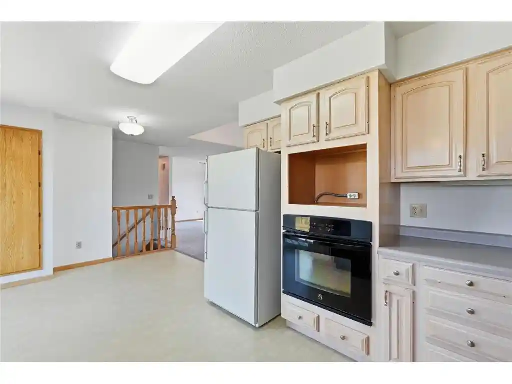 Photo 3 of Single family home for sale at 206 County Road Jj, River Falls, WI 54022 | MLS# 7128676 | Listing updated on 2026-09-23