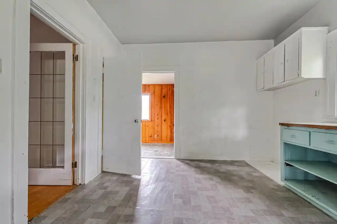 24th image of 2436 E Whittaker Avenue Avenue, Saint Francis, WI 53235 | MLS# 1976860