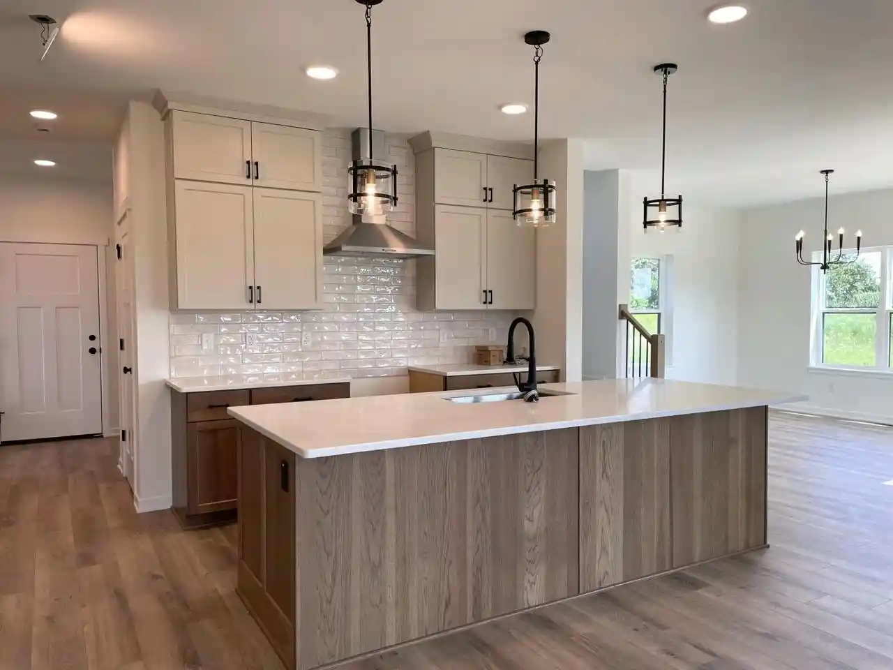 2nd image of W275n8210 Harvest Court Court, Hartland, WI 53029 | MLS# 1976864