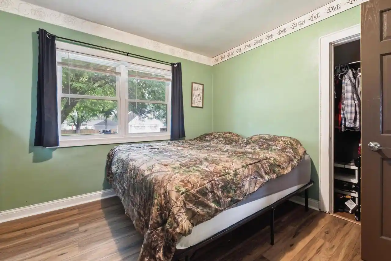 2nd image of 2010 16th Street S Street S, La Crosse, WI 54601 | MLS# 1976870