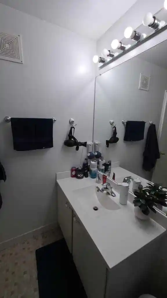 4th image of 9500 N Green Bay Road Road #206, Milwaukee, WI 53209 | MLS# 1976871