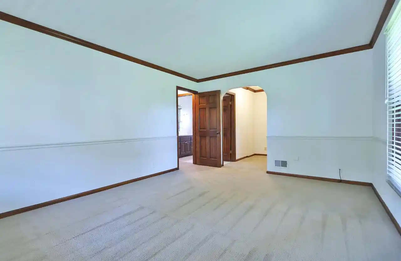 4th image of 10818 86Th Pl Pl, Kenosha, WI 53158 | MLS# 1976878