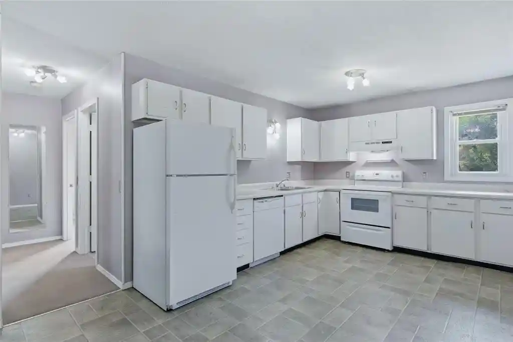 2nd image of 227 Harvest Lane Lane, Altoona, WI 54720 | MLS# 1604259