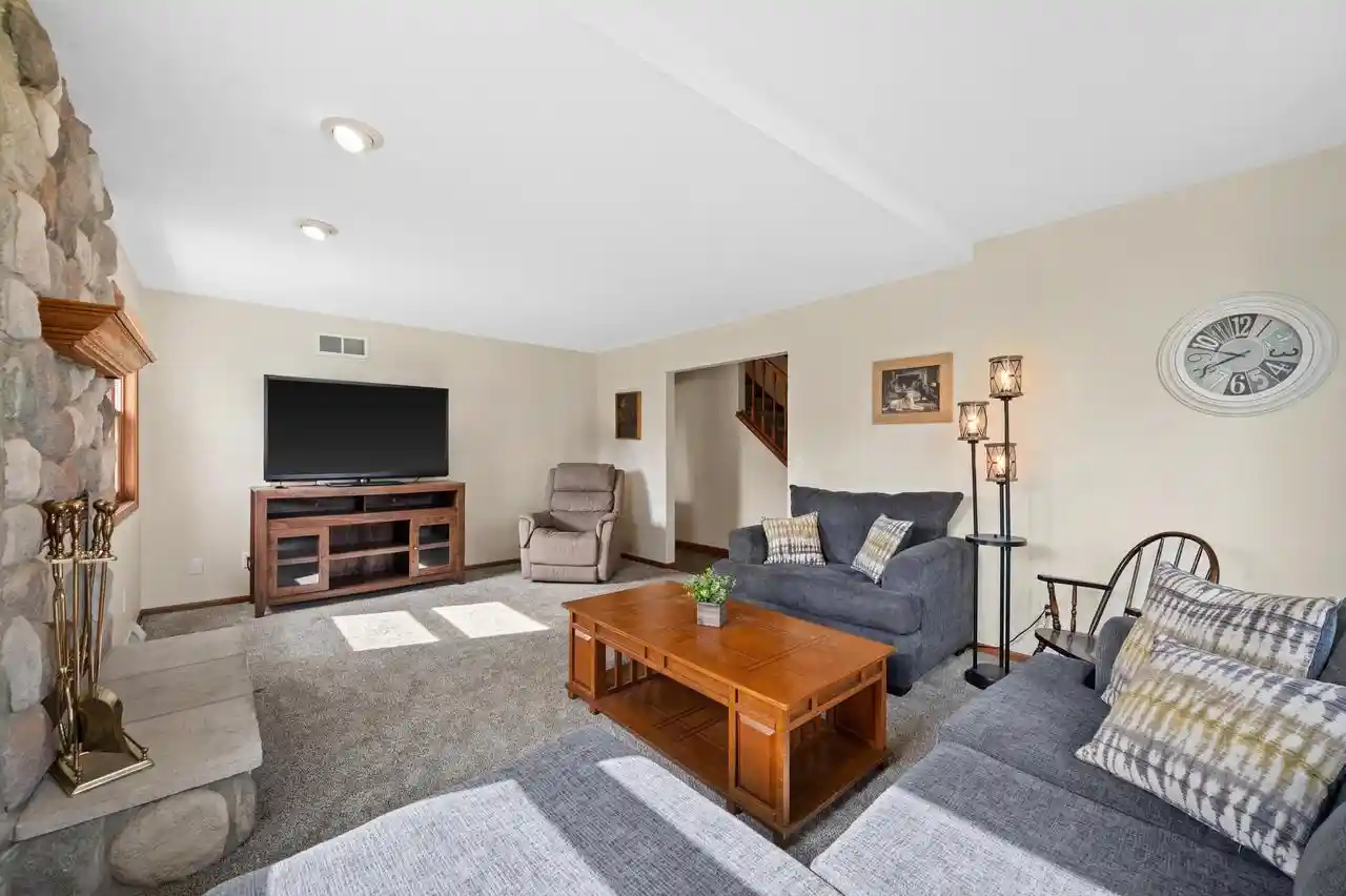 60th image of W1215 Jolly Court Court, Ixonia, WI 53036 | MLS# 1976894