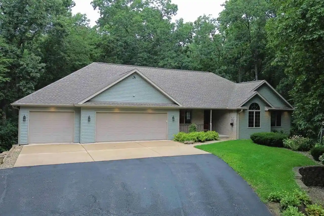 1st image of 13344 W Forest Hollow Lane Lane, Evansville, WI 53536 | MLS# 2030893