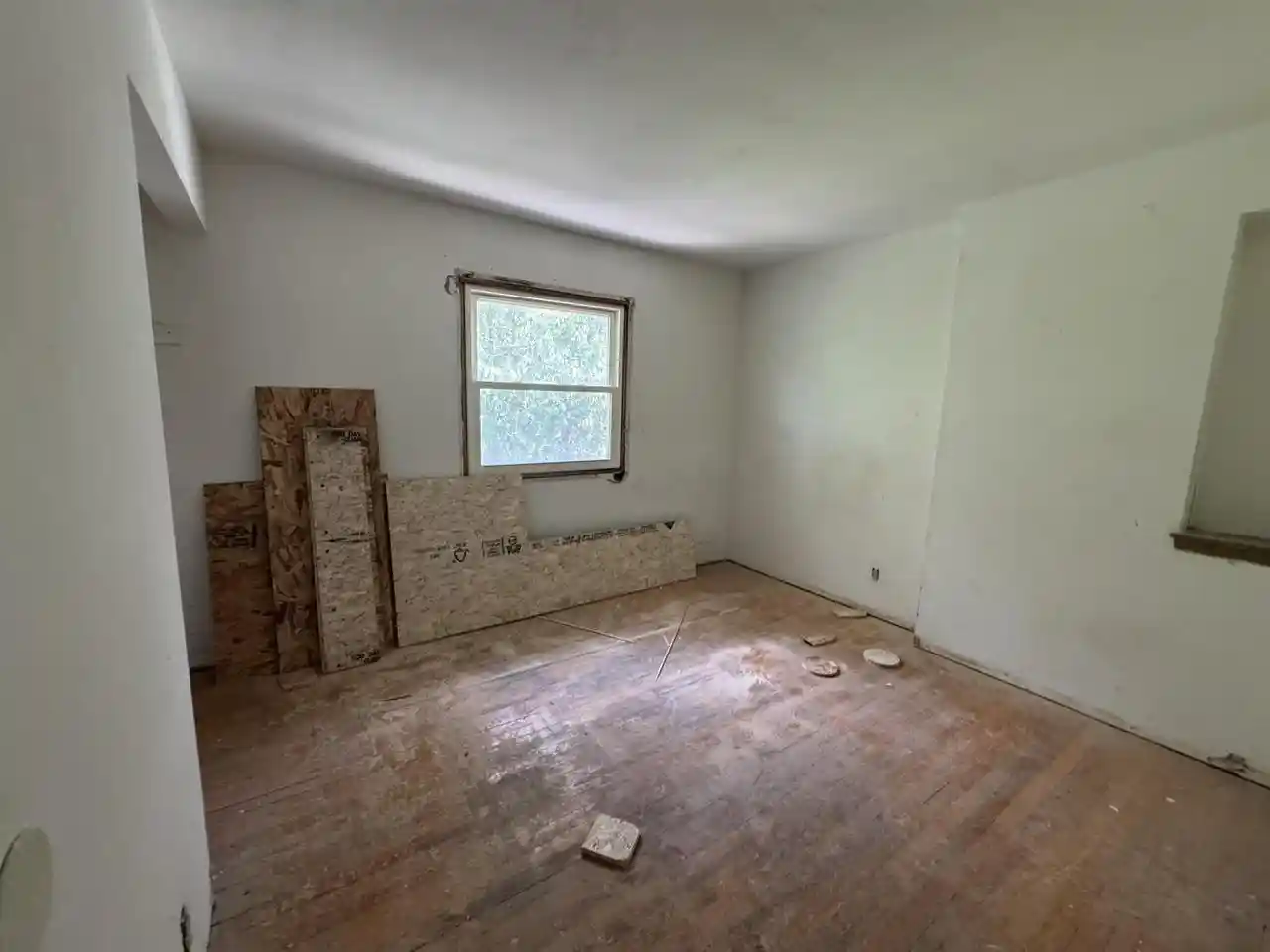 2nd image of 6414 N 101st Street Street #6416, Milwaukee, WI 53224 | MLS# 1976907