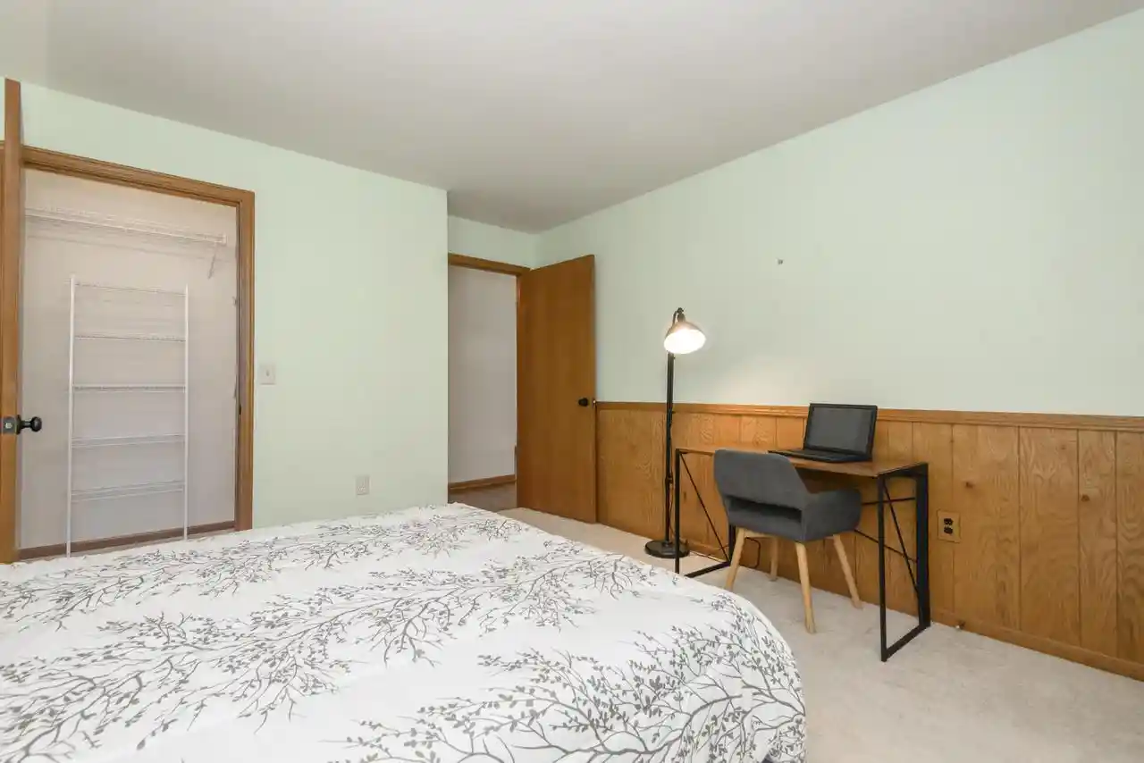 16th image of 18730 Emerald Circle Circle #A, Brookfield, WI 53045 | MLS# 1976909