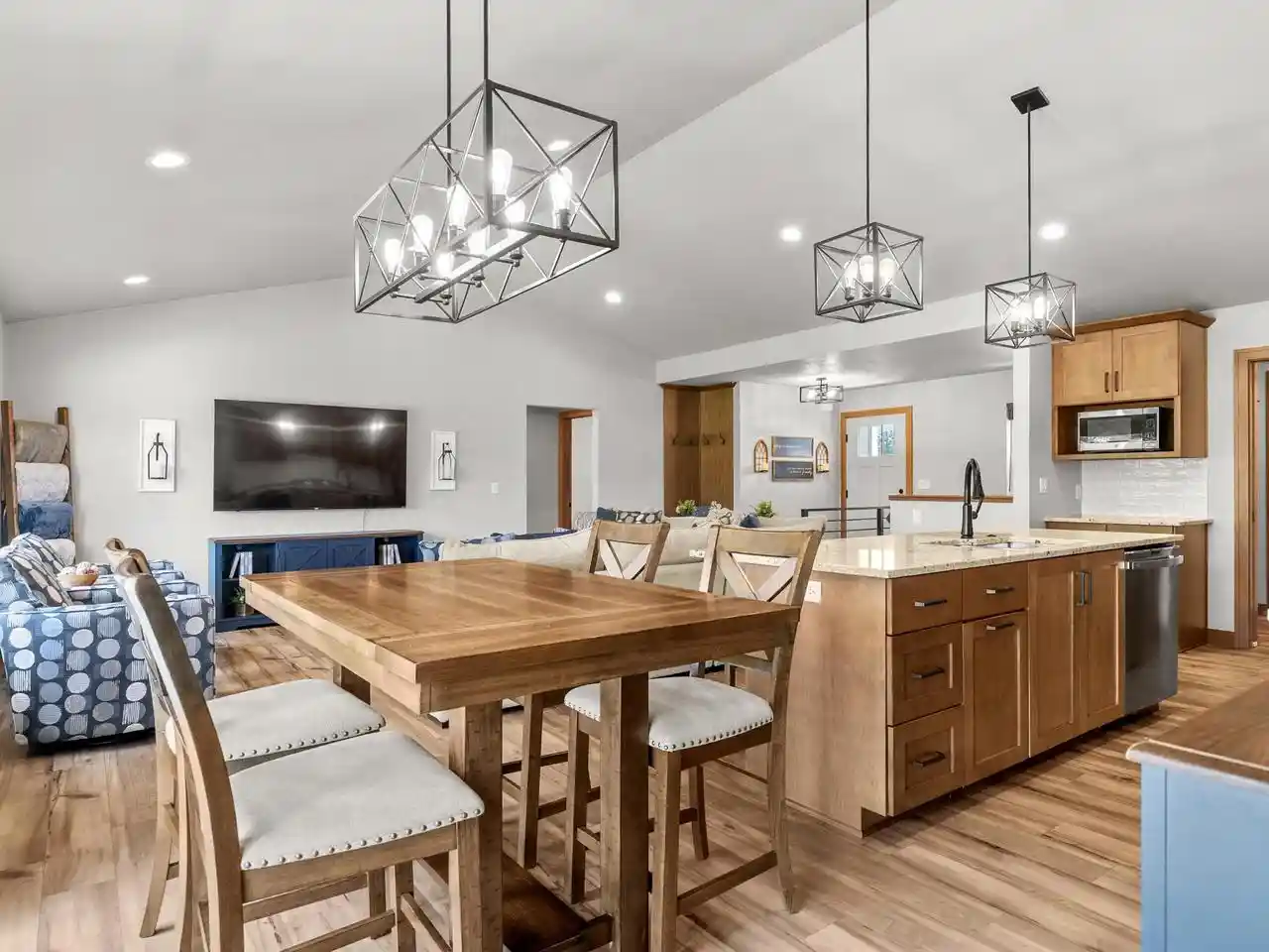 2nd image of 364 Lake Breeze Way Way, Two Rivers, WI 54241 | MLS# 1976920