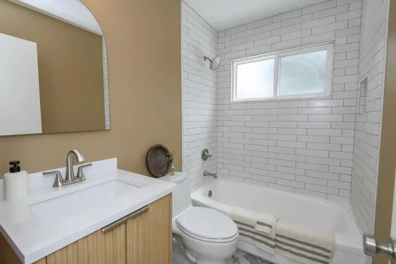 Photo 3 of Sale Pending at 3708 9Th Avenue Avenue, South Milwaukee, WI 53172 | MLS# 1976942 | Listing updated on 2026-09-17