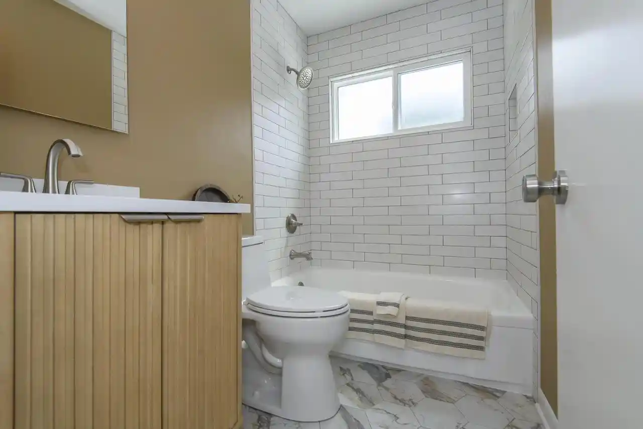 Photo 4 of Sale Pending at 3708 9Th Avenue Avenue, South Milwaukee, WI 53172 | MLS# 1976942 | Listing updated on 2026-09-17