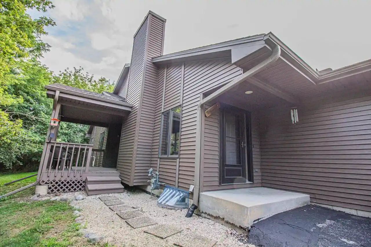 Condo for sale at N81W13172 Country Terrace Lane Lane #A, Menomonee Falls, WI 53051 | MLS# 1976944