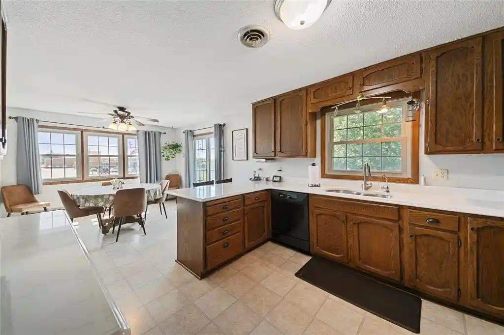 3rd image of 321 W Warner Street Street, Ellsworth, WI 54011 | MLS# 1604393