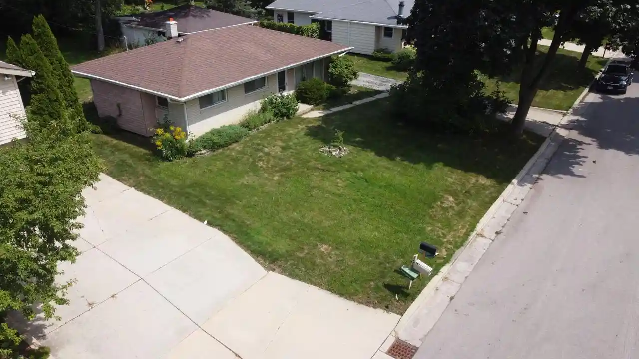 Photo 3 of Sale Pending at 3412 W Wanda Avenue Avenue, Milwaukee, WI 53221 | MLS# 1976946 | Listing updated on 2026-08-22