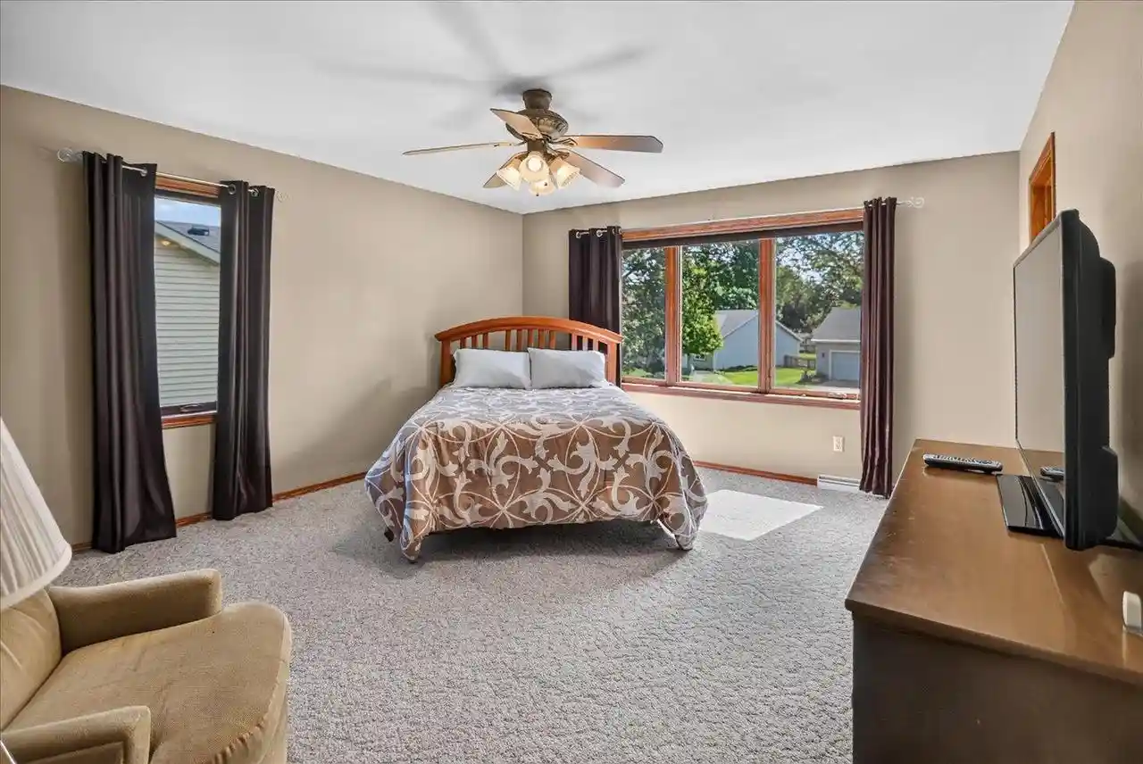 Photo 4 of Sale Pending at 1210 Artisan Dr Dr, Madison, WI 53704 | MLS# 2030899 | Listing updated on 2026-09-03