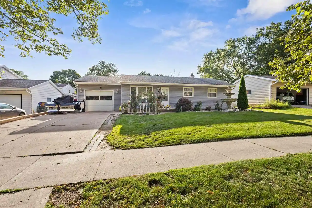 Photo 3 of Single family home for sale at 2014 Prairie Road Road, Madison, WI 53711 | MLS# 2030901 | Listing updated on 2026-09-12