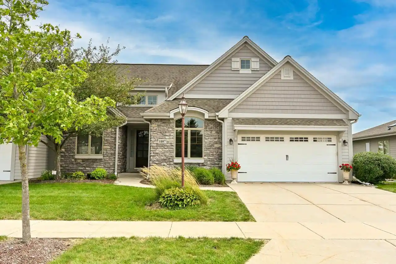 Photo 1 of Condo for sale at 1107 Woodland Hills Dr Dr, Waukesha, WI 53188 | MLS# 1976950 | Listing updated on 2026-09-03