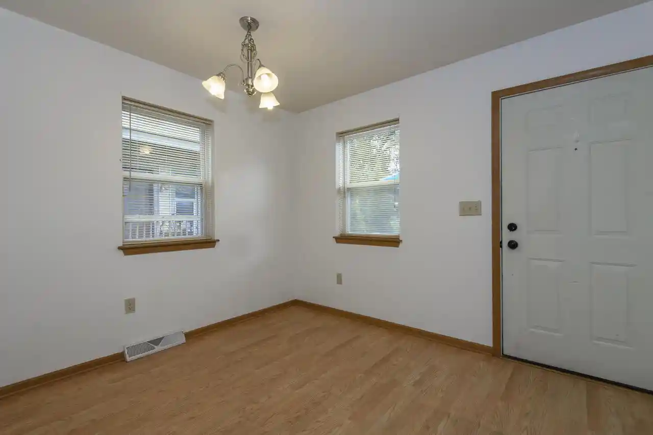 4th image of 2932 N Dr William Finlayson Street Street, Milwaukee, WI 53212 | MLS# 1976959