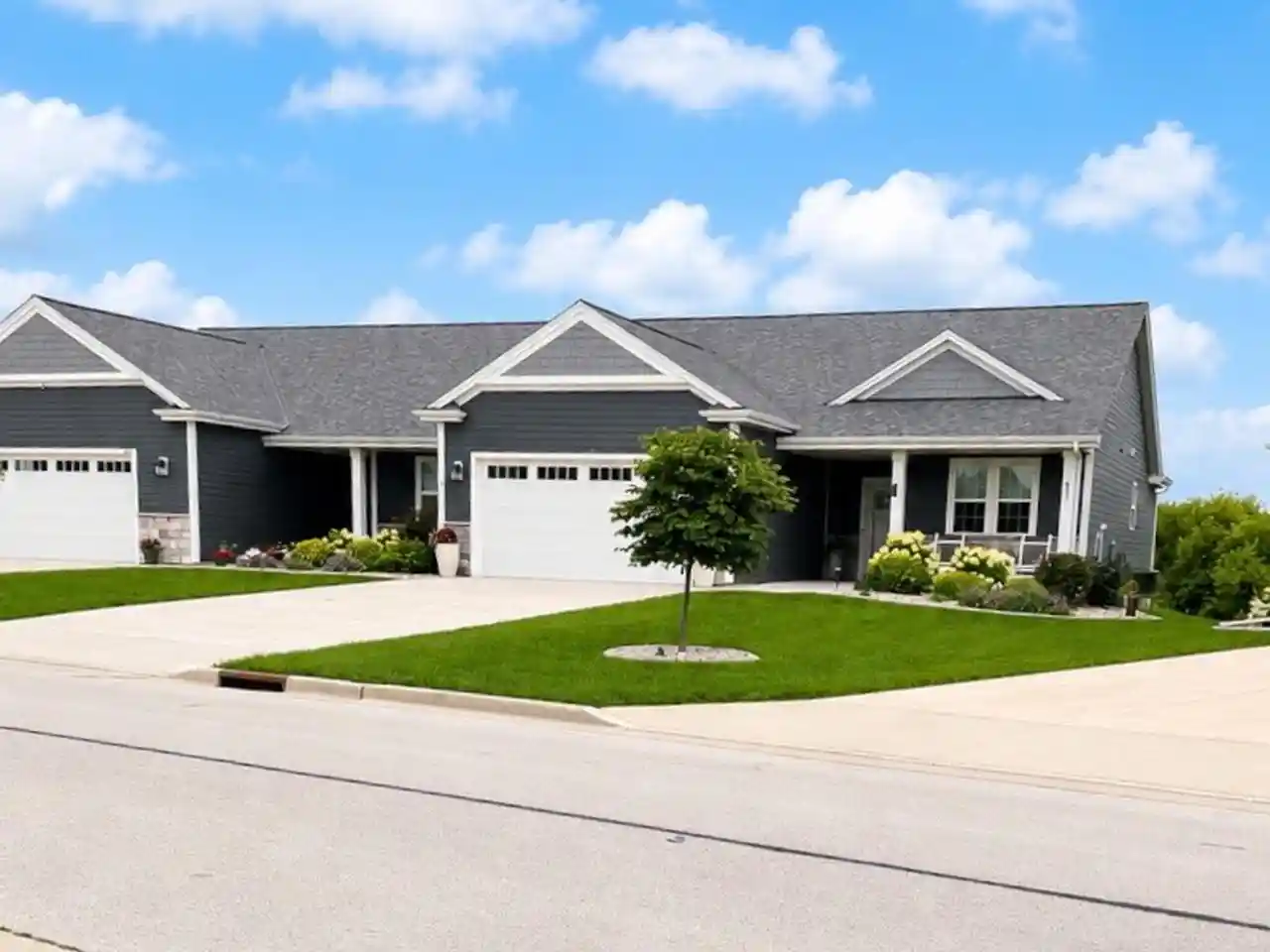 1st image of 1878 Farmlane Dr Dr, Slinger, WI 53086 | MLS# 1976960