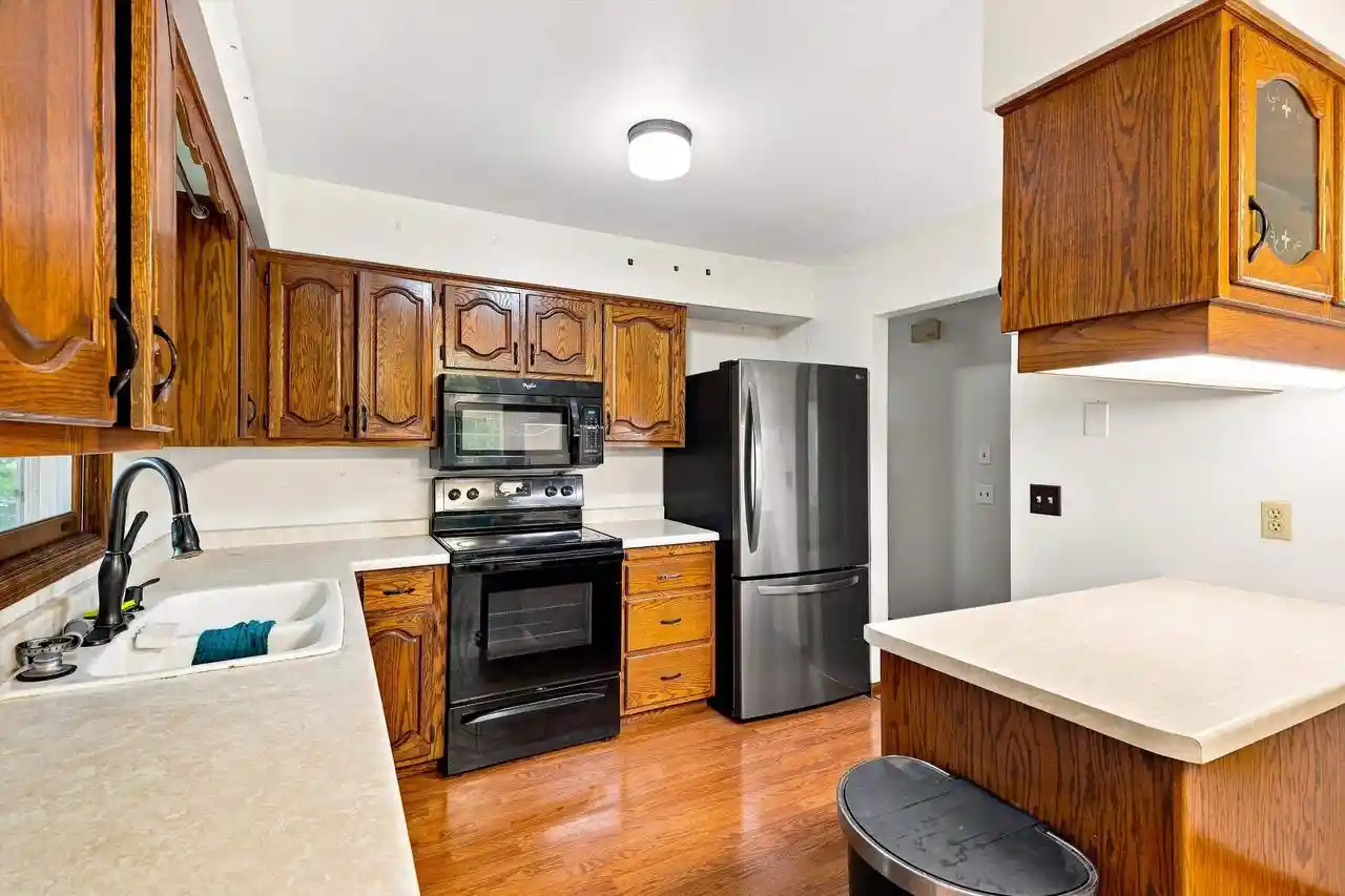 image of 1007 W Kalsched Street Street, Marshfield, WI 54449 | MLS# 22604059