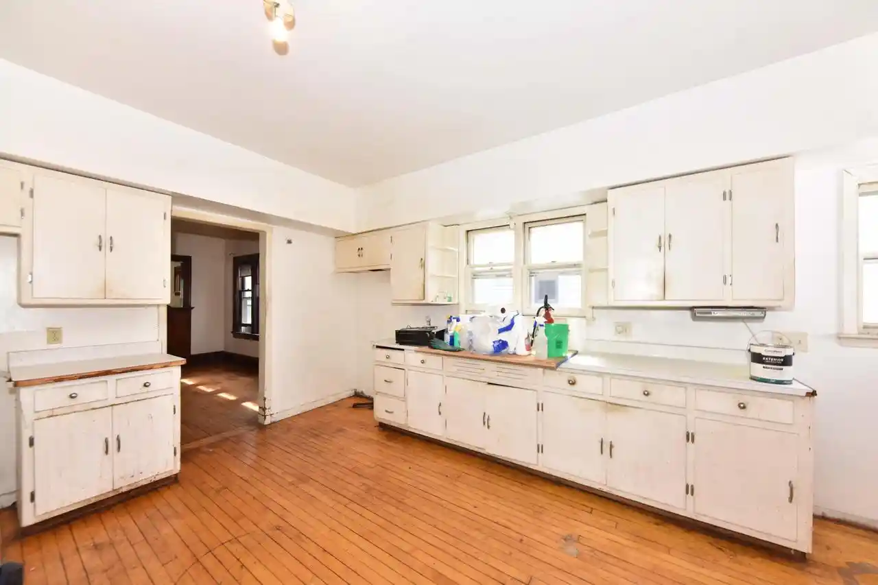 4th image of 2533 N Fratney Street Street, Milwaukee, WI 53212 | MLS# 1976966