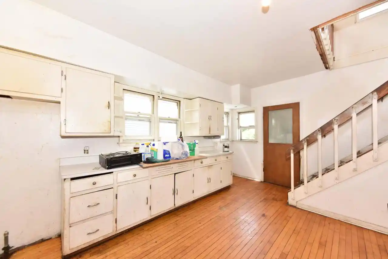 23rd image of 2533 N Fratney Street Street, Milwaukee, WI 53212 | MLS# 1976966