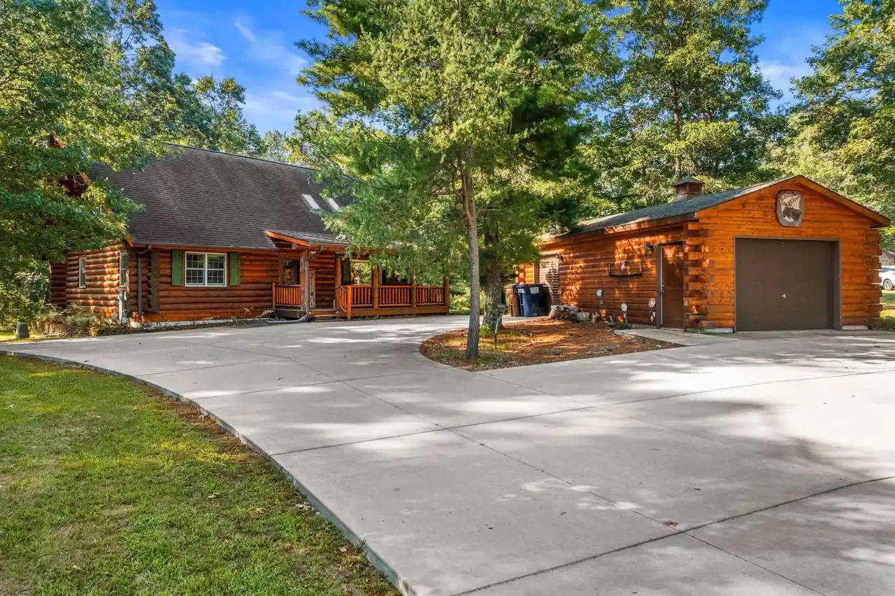 Photo 1 of Single family home for sale at 1575 Kingswood Trl, Nekoosa, WI 54457 | MLS# 2030913 | Listing updated on 2026-09-15