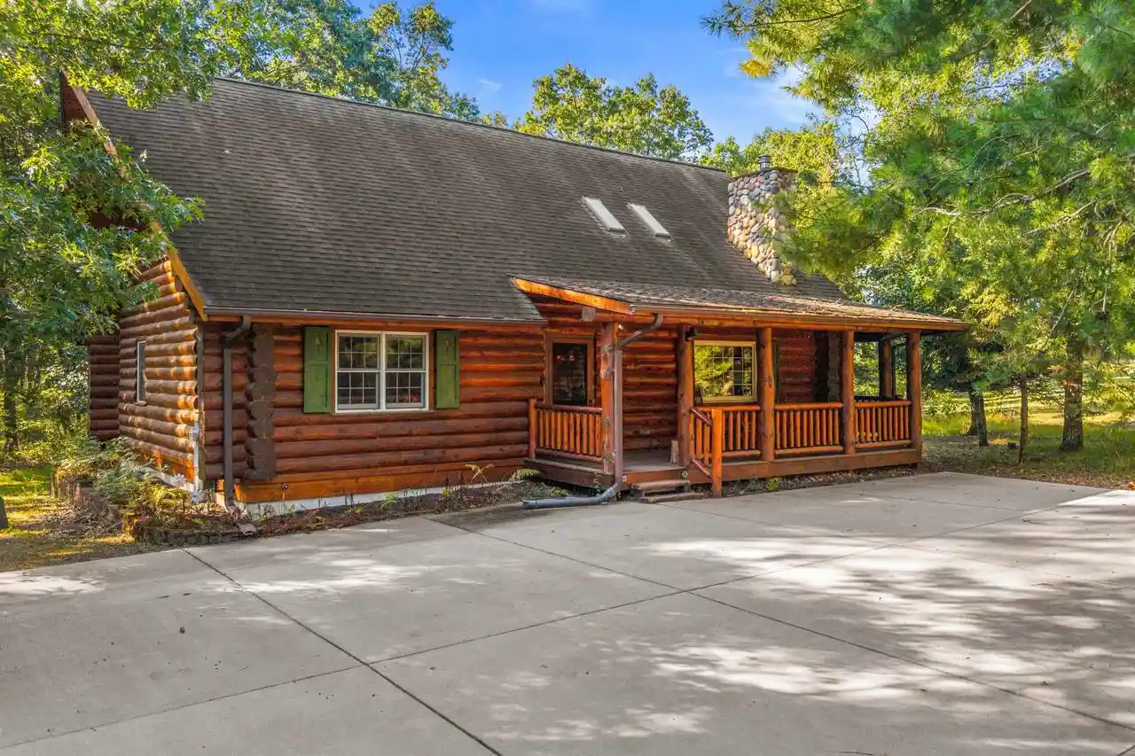 Photo 2 of Single family home for sale at 1575 Kingswood Trl, Nekoosa, WI 54457 | MLS# 2030913 | Listing updated on 2026-09-15