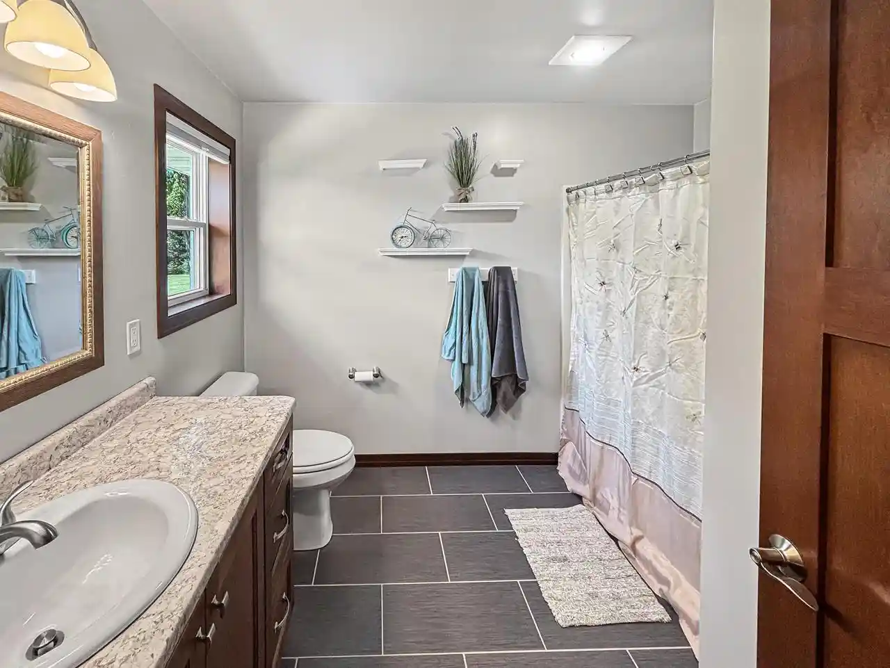 Photo 2 of Single family home for sale at 560 Superior Road Road, Green Bay, WI 54311 | MLS# 50331260 | Listing updated on 2026-09-23