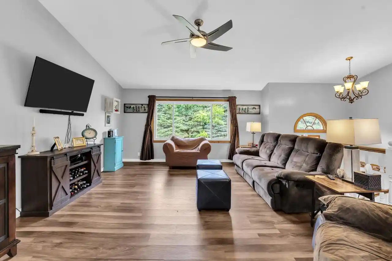 3rd image of 39231 92Nd Street Street, Genoa City, WI 53128 | MLS# 1976978