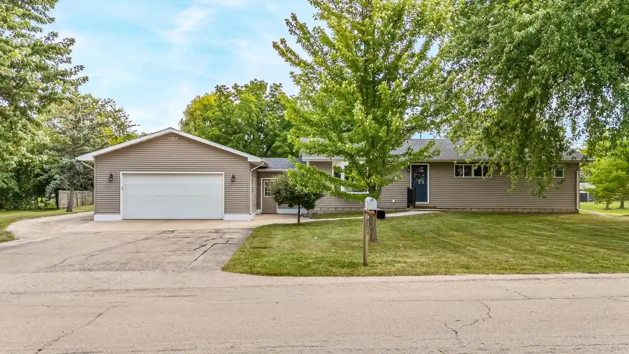 Photo 1 of Single family home for sale at 310 Lincoln Avenue Avenue, Omro, WI 54963 | MLS# 50331265 | Listing updated on 2026-08-25