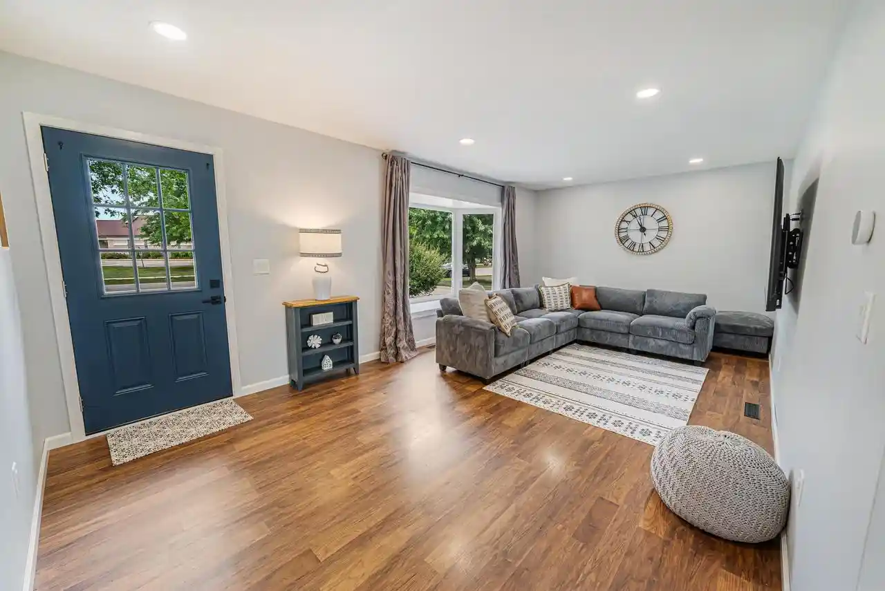 Photo 4 of Single family home for sale at 310 Lincoln Avenue Avenue, Omro, WI 54963 | MLS# 50331265 | Listing updated on 2026-08-25