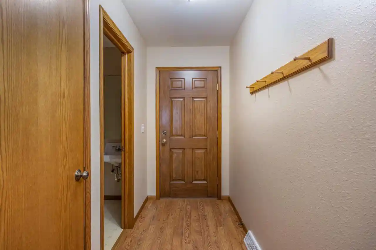 5th image of 339 Windingbrook Dr Dr, Oshkosh, WI 54904 | MLS# 50331288