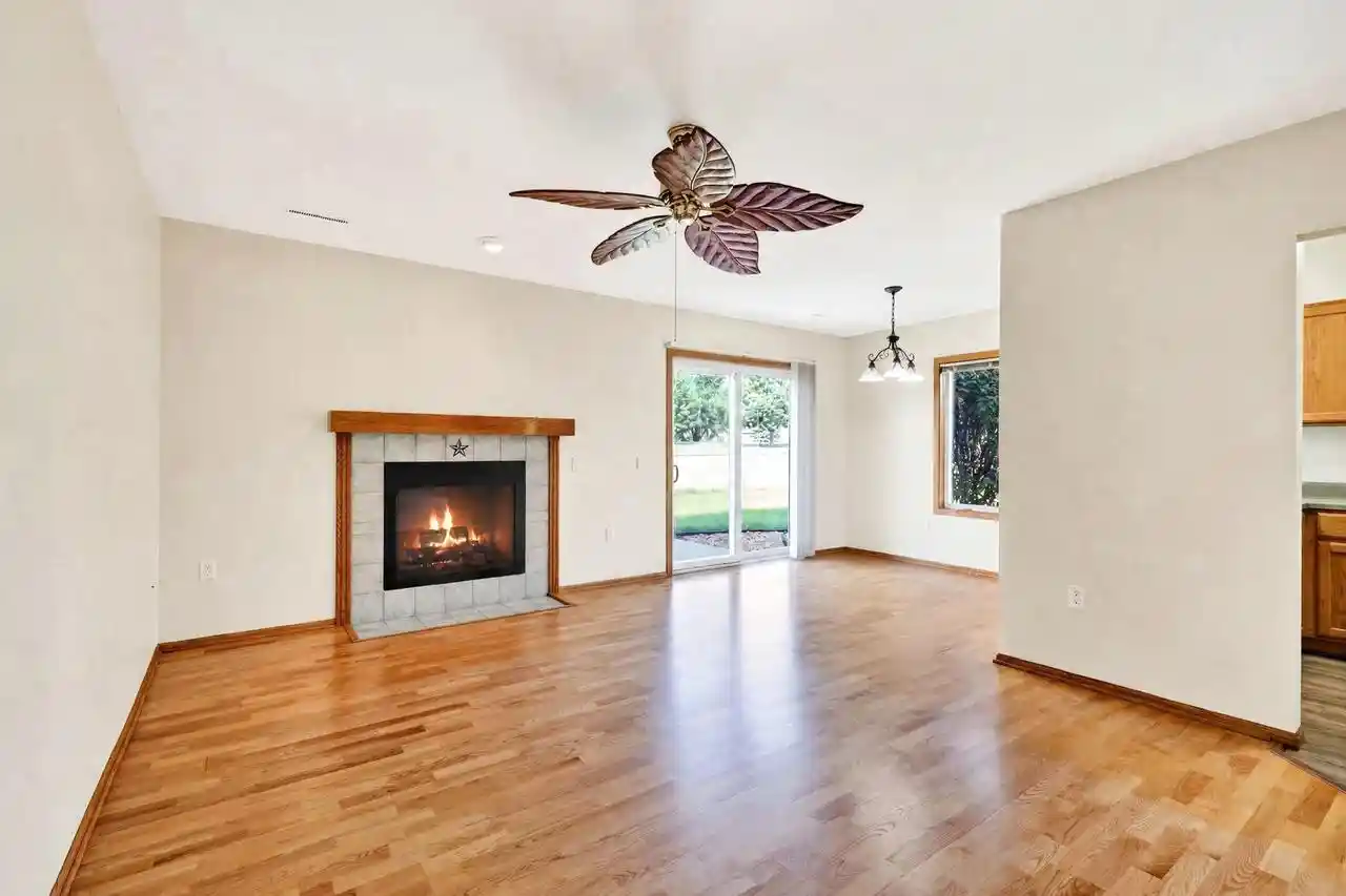 2nd image of 566 Enterprise Dr Dr, Verona, WI 53593 | MLS# 2030923