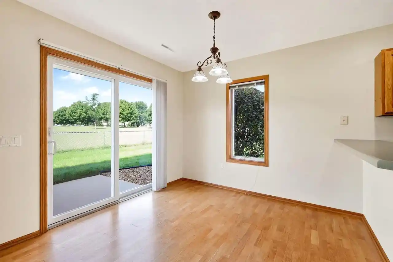4th image of 566 Enterprise Dr Dr, Verona, WI 53593 | MLS# 2030923