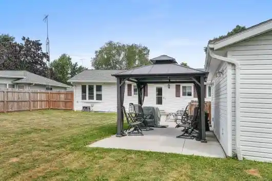5th image of 2015 Richmond Avenue Avenue, Manitowoc, WI 54220 | MLS# 1976991