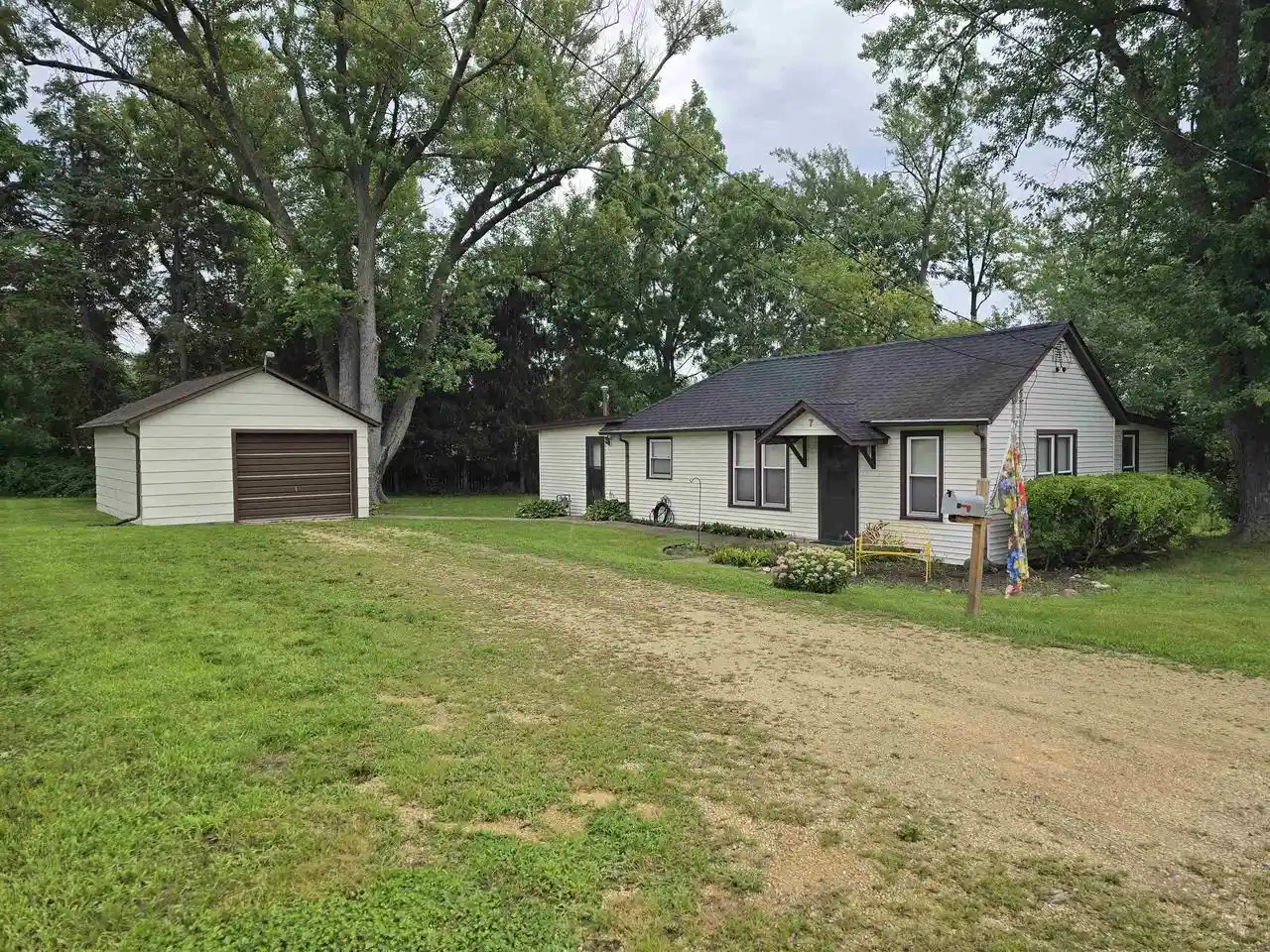 1st image of 7 S Bruce Street Street, Darien, WI 53114 | MLS# 2030921